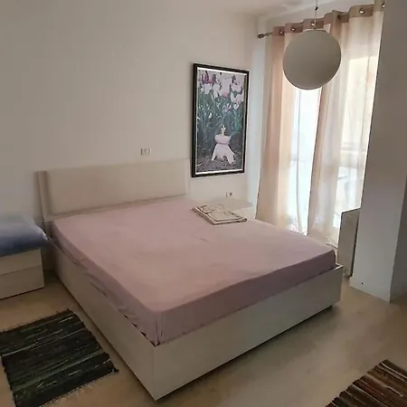 Apartamento Umana - Stylish & Center Tirana